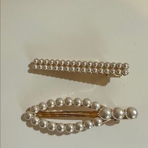 Elegant Pearl Hair Clips